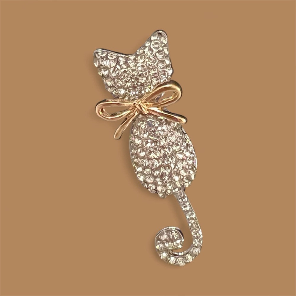 Silver Bling Cat Brooch with Gold Bow